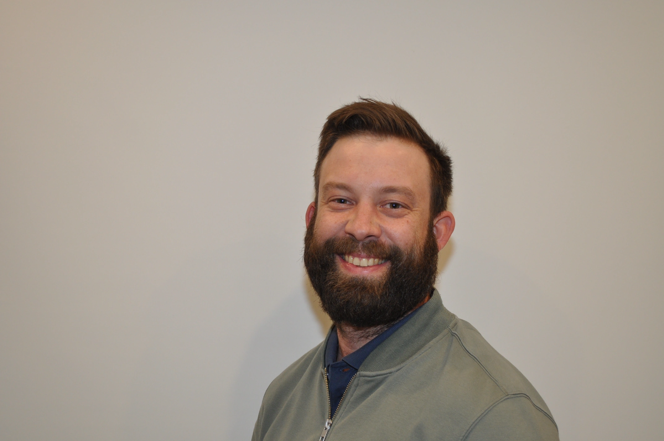 Ein Portrait von Marc Binder